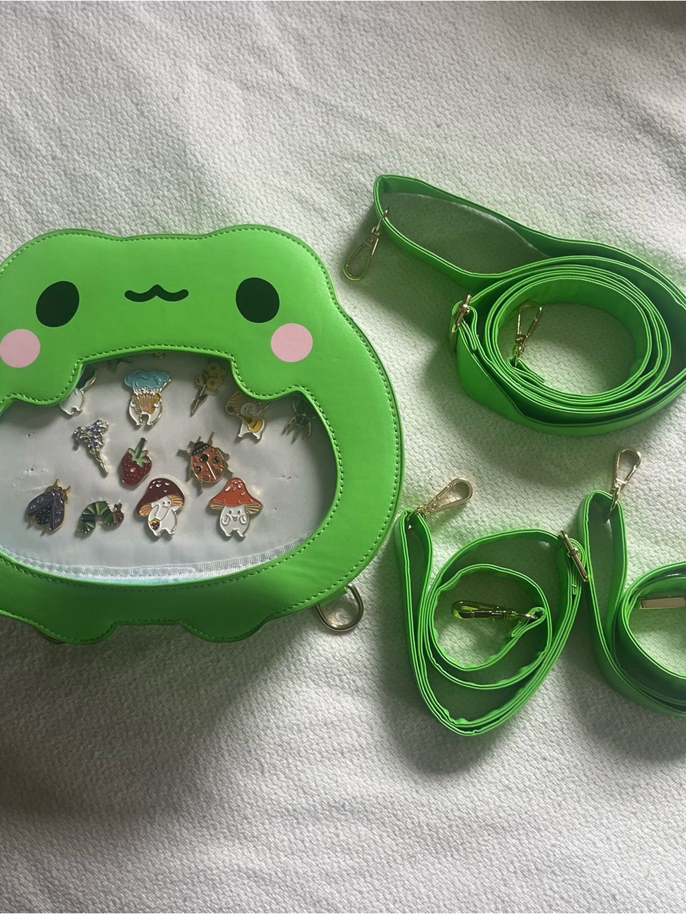 Blushsprout Froggie Ita Bag (PINS INCLUDED)